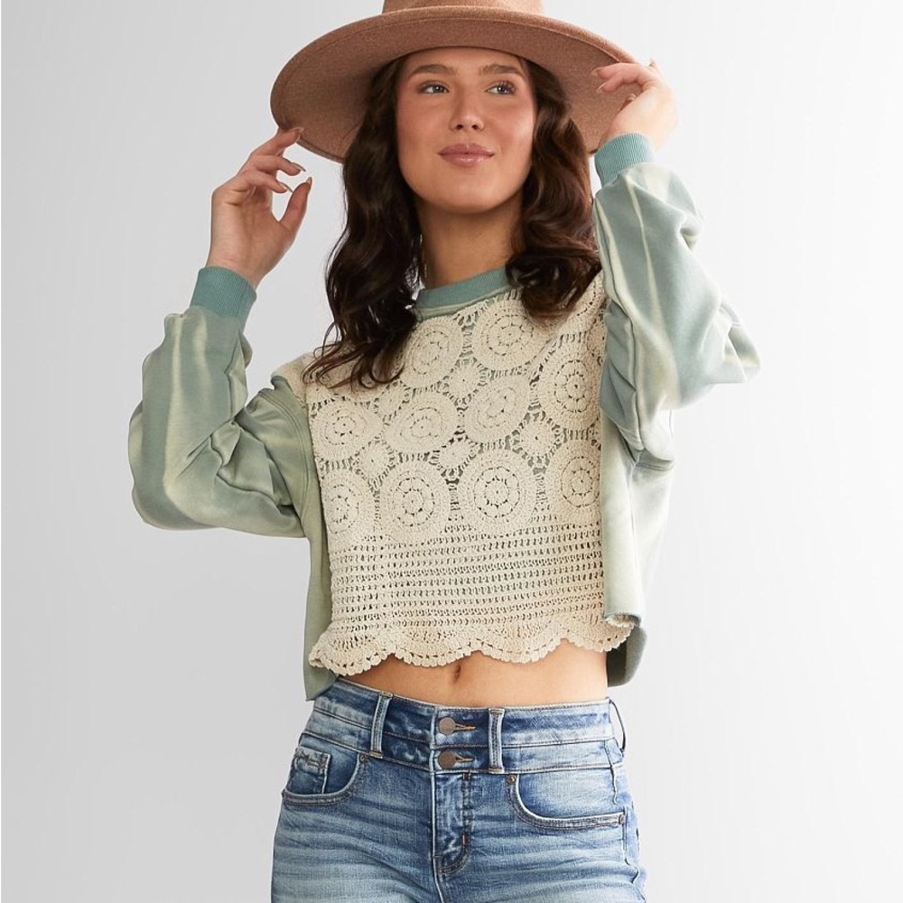Buckle Gimmicks Pieced Crochet Cropped Pullover Mint Size XS